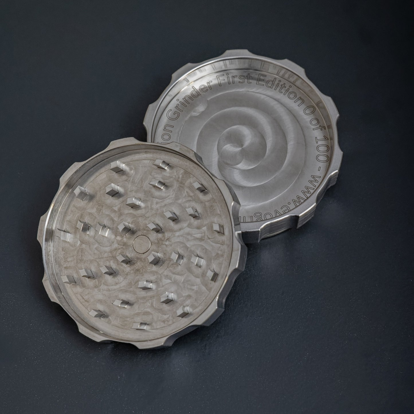Evolution Grinder 90mm Zweiteilig - Limited Edition