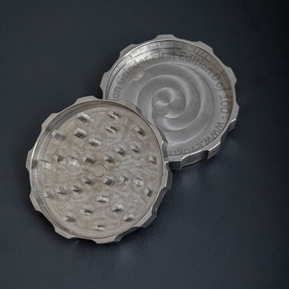 Evolution Grinder 90mm Zweiteilig - Limited Edition